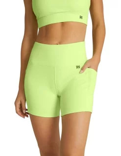 High Rise Pocket Bike Shorts In Green
