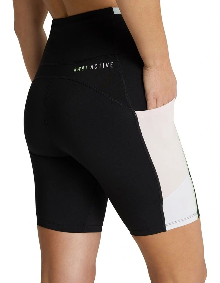 Pocket High Rise Bike Shorts In Black - Image 4