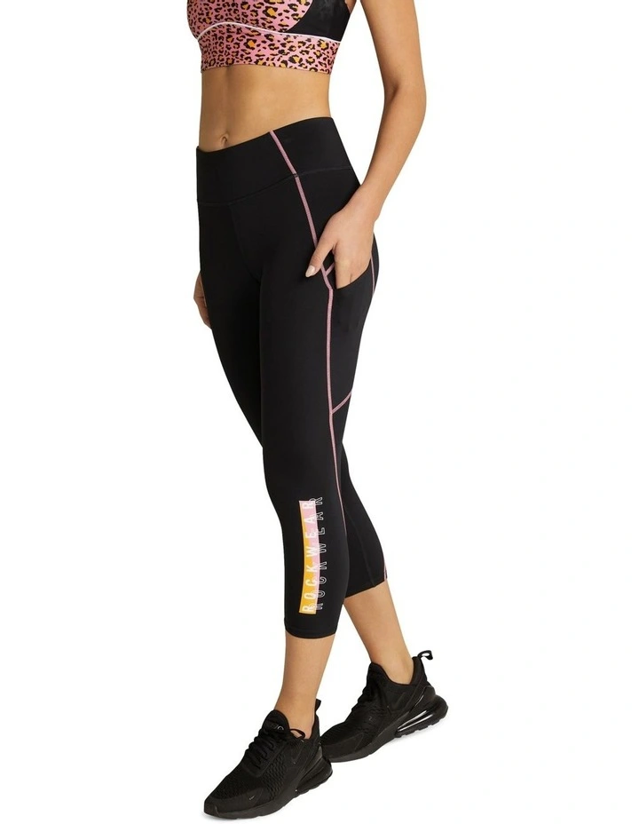 Blaze Pocket 7/8 Tights In Black - Image 2