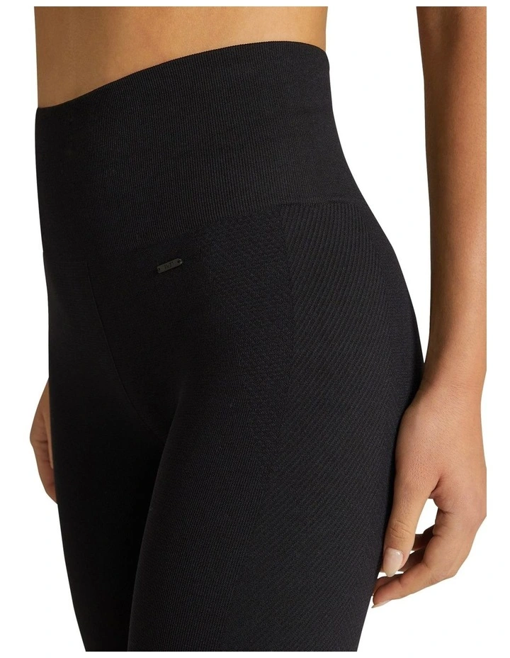 Dopamine Seamless Logo Bike Shorts In Black - Image 4