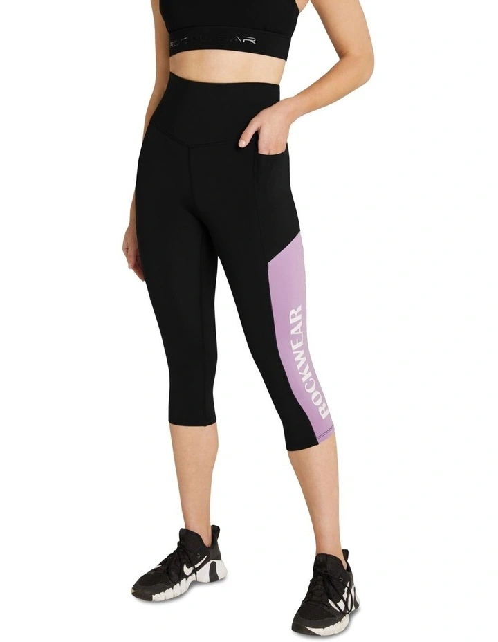 Blocked Pocket 3/4 Tights In Black