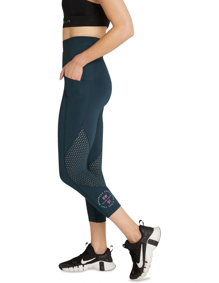 Perforated Pocket 7/8 Tights In Navy - Image 4