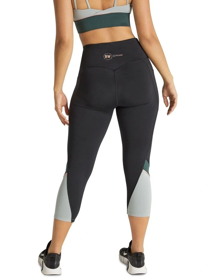 Cruz 7/8 High Rise Pockets Tights In Black - Image 3