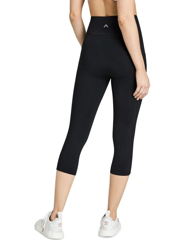 V Waist 7/8 Pocket Tights In Black - Image 3