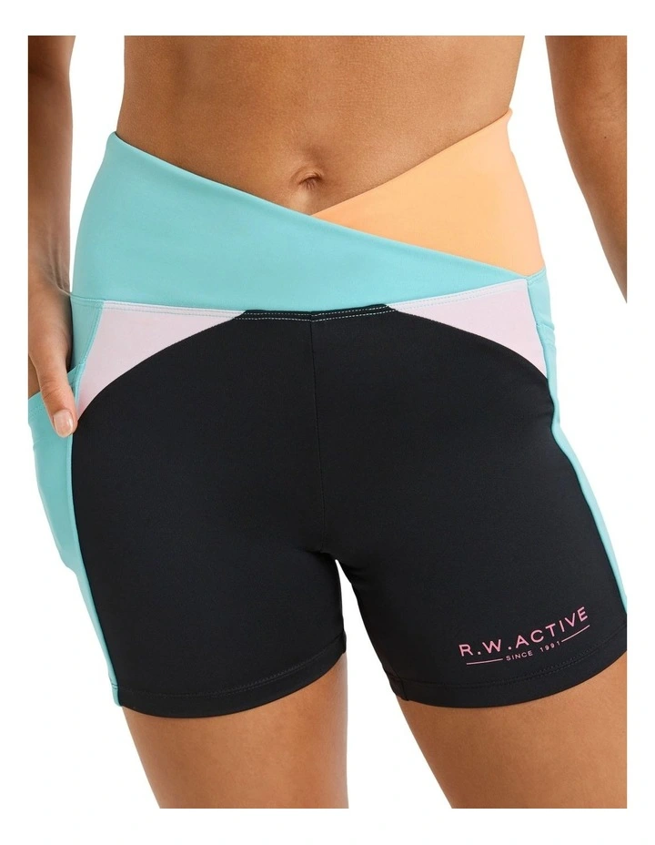 Abstraction Blocked Pocket Bike Shorts In Multi - Image 3