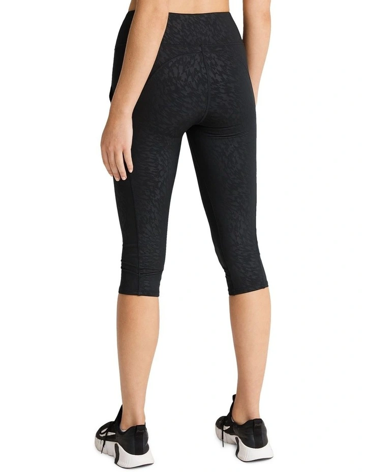 Noir Abstract Pocket 3/4 Tights In Black - Image 3