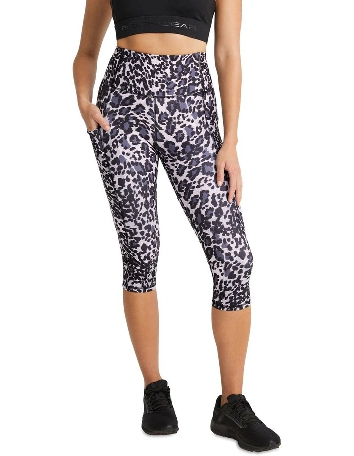 3/4 Pocket Tights In Multi - Image 3