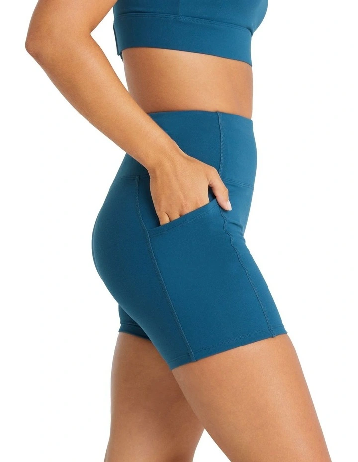 Elevate Pocket Bike Shorts In Blue - Image 2