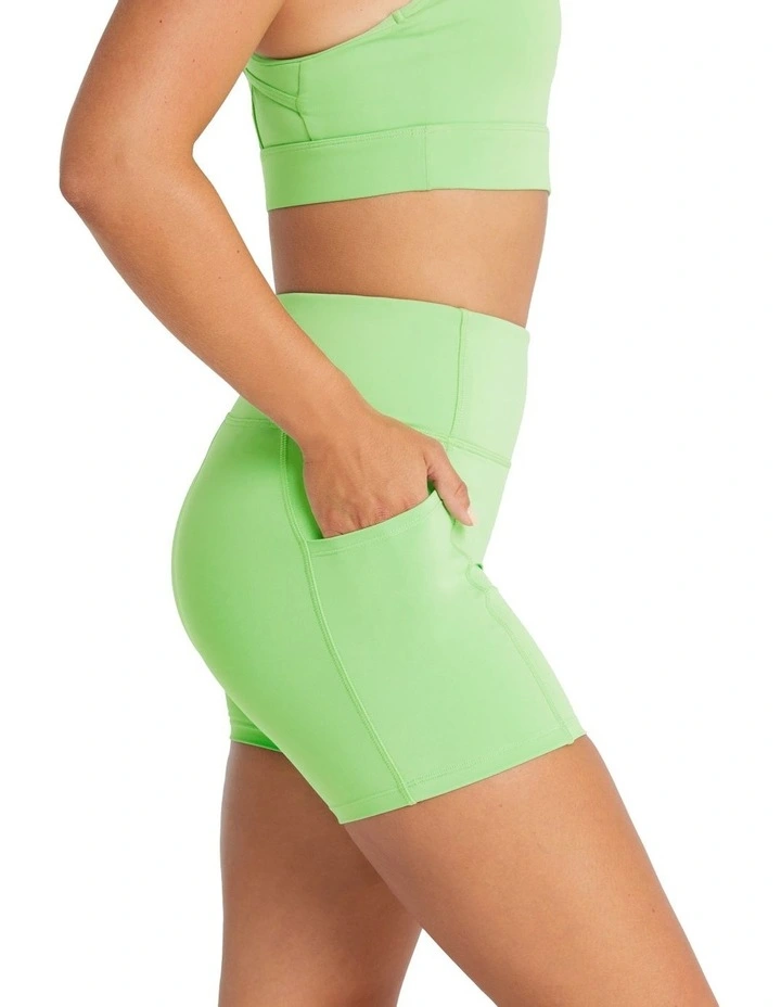 Elevate Pocket Bike Shorts In Green