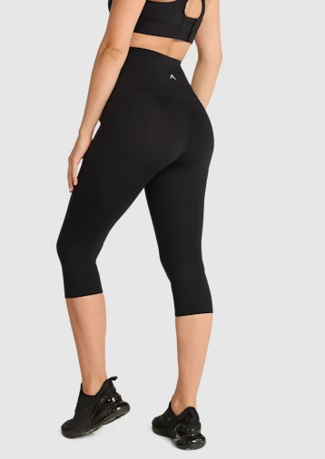 Maternity Ultra High 3/4 Tights - Image 3