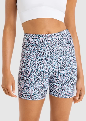 High Rise Scrunch Bum Bike Shorts - Image 2